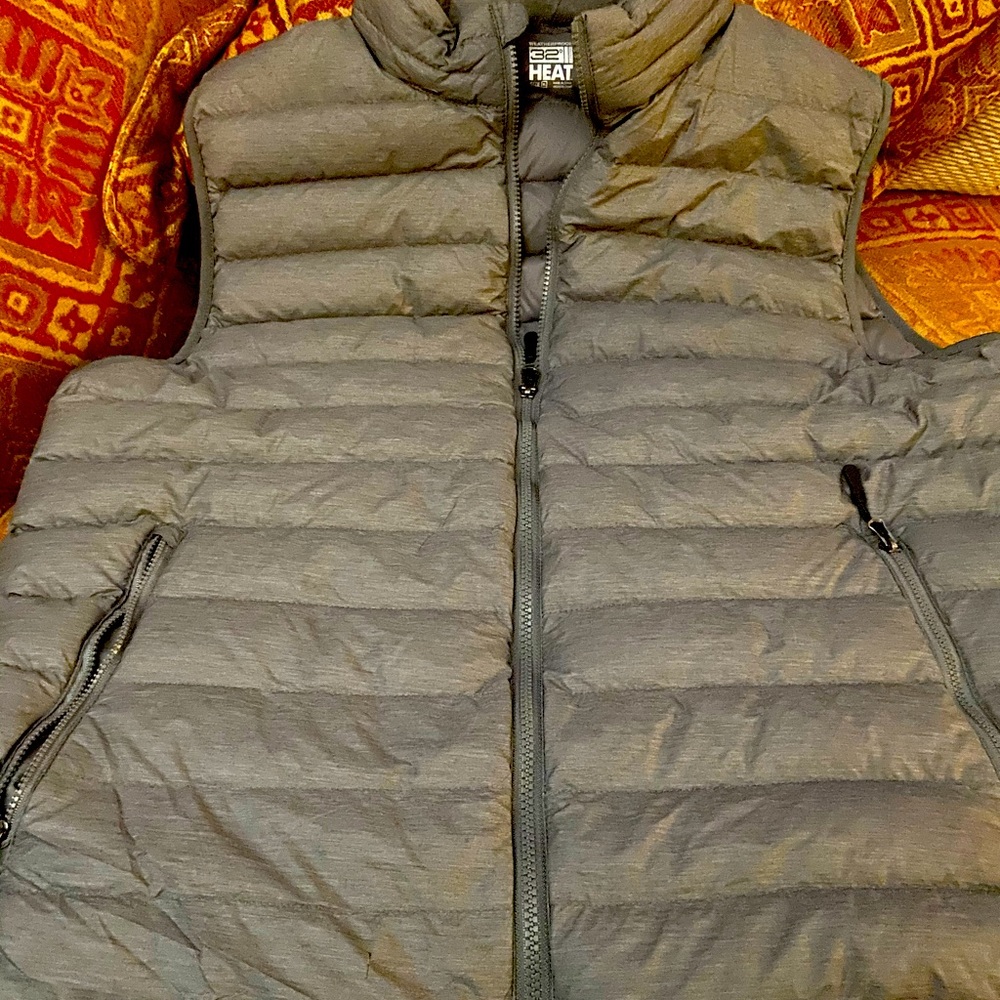 Mens XL vest